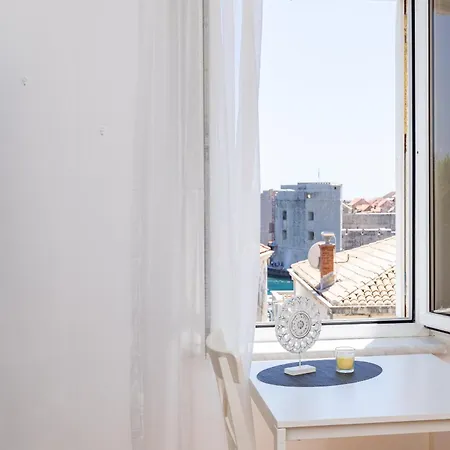 Διαμέρισμα Heaven Door