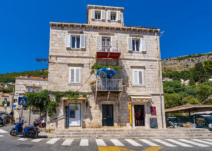 Heaven Door Apartmán *